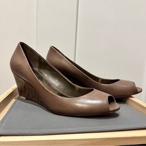 Coach wedges size 7.5
